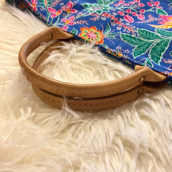 Tropical Weekender Bag w/ Real Leather Handles - Picture 2 of 9